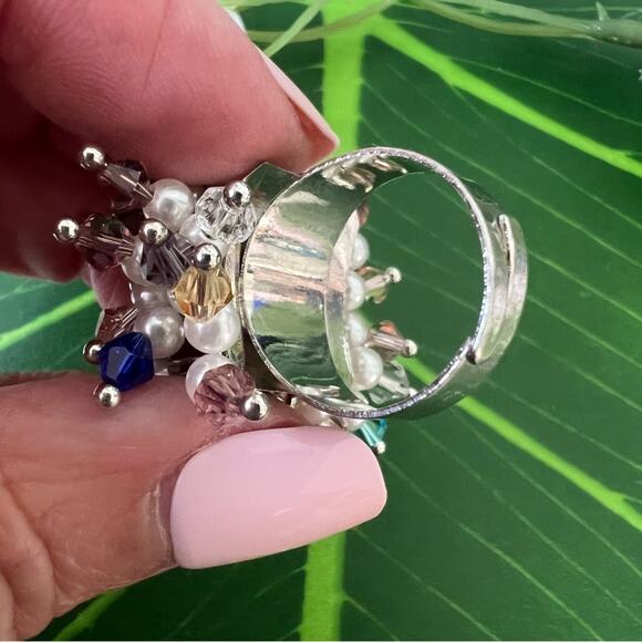 Silver tone Cluster Dangle Beads and Faux Pearls Ring - Picture 7 of 9